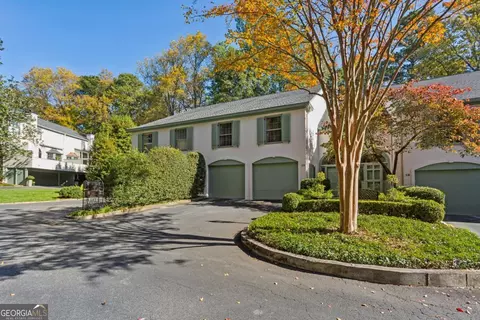 19 Mooregate Sq, Atlanta, GA 30327