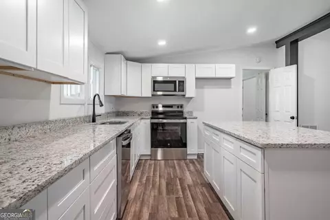 Kitchen - 119 Jack Sharp Rd, Hull, GA 30646 photo 1 of 3