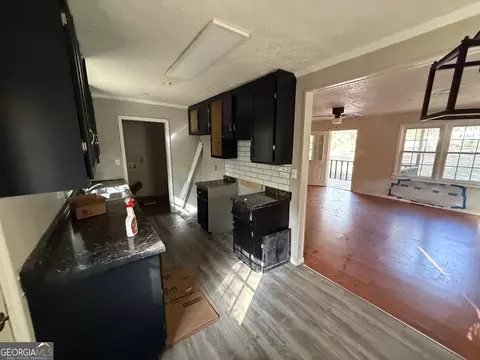 Kitchen - 205 Willow Rd, Thomaston, GA 30286 photo 2 of 2