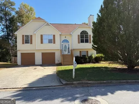 10725 Barberry Dr, Hampton, GA 30228