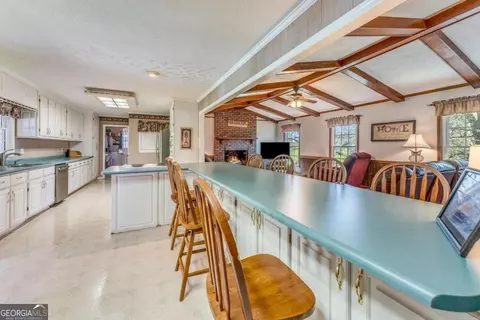 Kitchen - 417 Pulliam Ln, Royston, GA 30662 photo 4 of 4