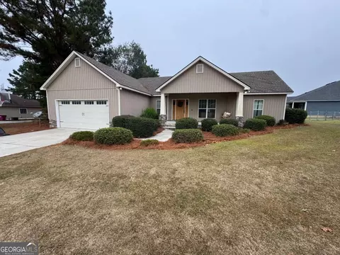 131 Oak Point Ave, Tifton, GA 31793