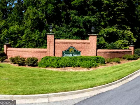 1101 Emerald Shores Dr, White Plains, GA 30678
