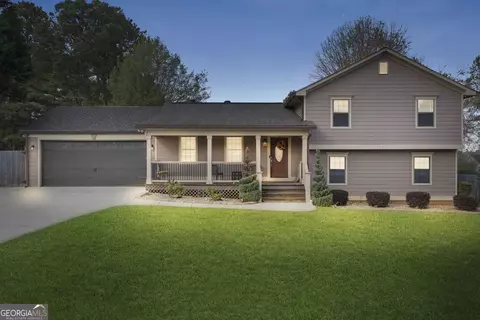 1502 Sir Knights Way, Lawrenceville, GA 30045