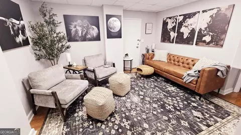 300 W Peachtree St NE #22N, Atlanta, GA 30308