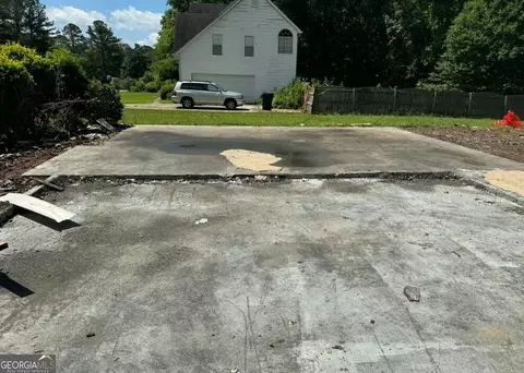 326 Dylan Way, Mcdonough, GA 30252