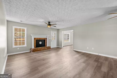 Living - 243 Malcom Rd, Covington, GA 30014 photo 2 of 6
