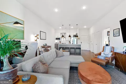 112 Rogers St NE #410, Atlanta, GA 30317