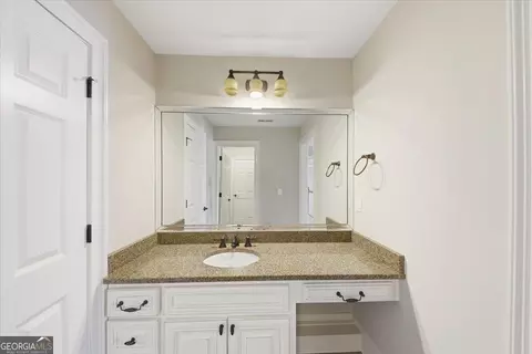 Bath - 172 Shellbark Dr, Mcdonough, GA 30252 photo 6 of 8