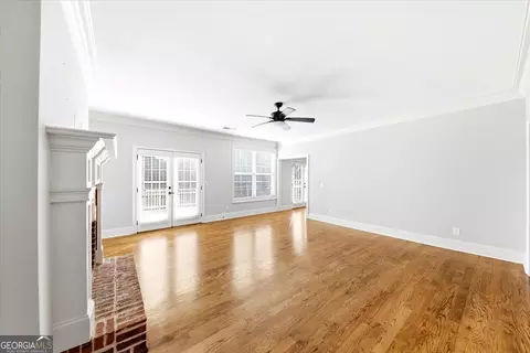 Living - 172 Shellbark Dr, Mcdonough, GA 30252 photo 4 of 7