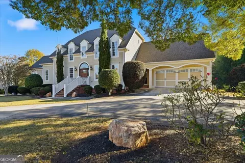 Exterior - 172 Shellbark Dr, Mcdonough, GA 30252 photo 3 of 11