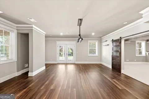 Living - 172 Shellbark Dr, Mcdonough, GA 30252 photo 5 of 7