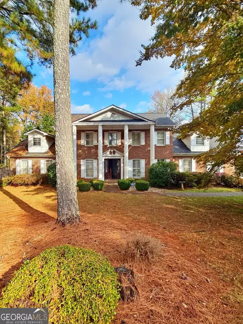 1055 Carriage Pl, Lithonia, GA 30058