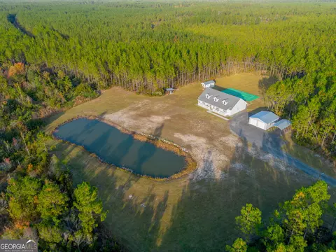 6176 Perch Creek Trl, Waycross, GA 31503