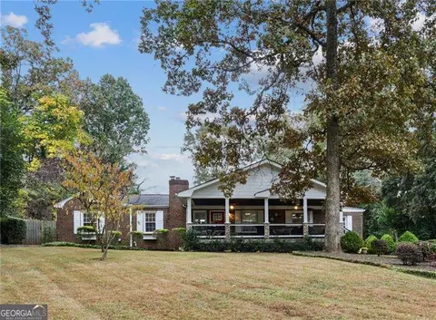 2147 Sylvania Dr NE, Decatur, GA 30033