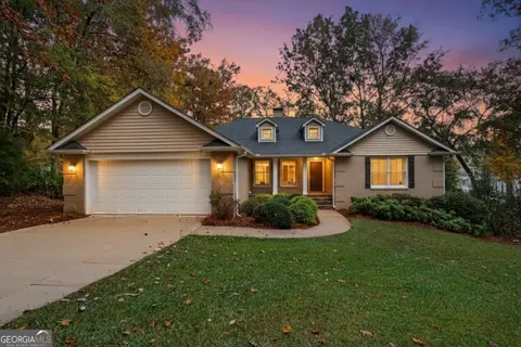 178 W River Bend Dr, Eatonton, GA 31024