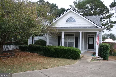 17 Robinson Ln, Newnan, GA 30263
