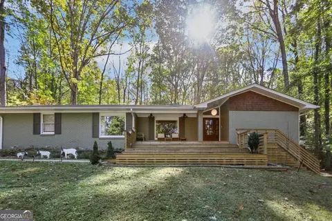 3027 Jodeco Dr, Jonesboro, GA 30236