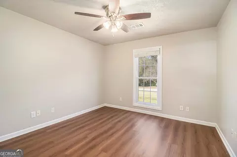 Bedroom - 102 Foxdale Dr, Lagrange, GA 30240 photo 1 of 2