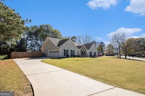 Other - 102 Foxdale Dr, Lagrange, GA 30240 photo 1 of 8