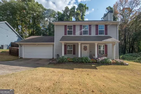 89 Farmer St, Newnan, GA 30263