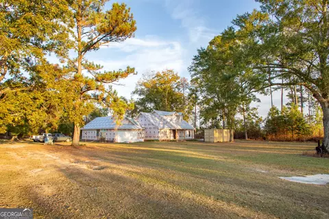 3190 Radio Station Rd, Alma, GA 31510