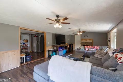92 Davis Loop, Kingston, GA 30145 photo 6
