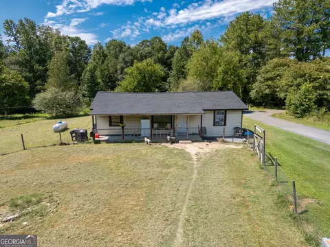 92 Davis Loop, Kingston, GA 30145 photo 2