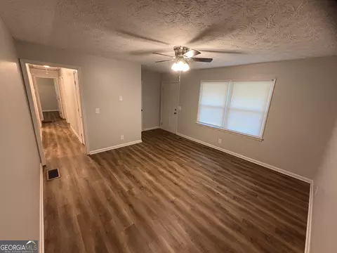 Living - 511 E Marable St, Monroe, GA 30656 photo 1 of 1