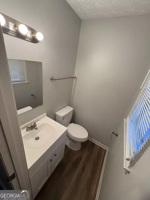 Bath - 511 E Marable St, Monroe, GA 30656 photo 3 of 3