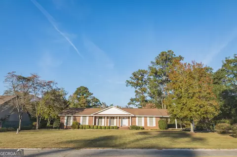 341 Azalea Ave, Millen, GA 30442
