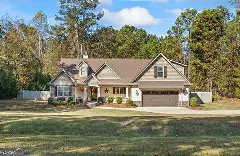 153 Marina Cir, Jackson, GA 30233