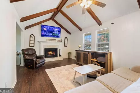 84 Oak Ct, Dallas, GA 30157