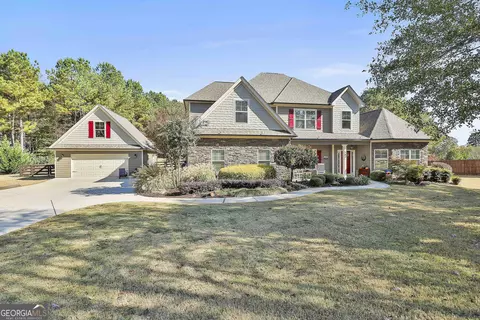143 Linchwood Dr, Senoia, GA 30276