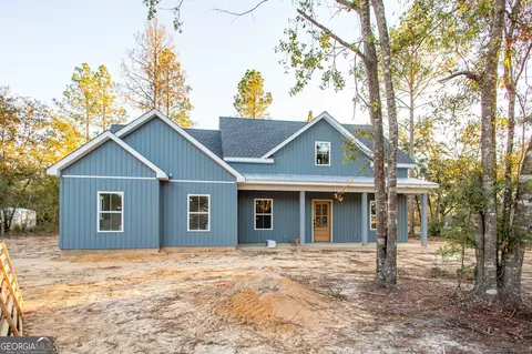 Exterior - 4861 Stanfield Cir, Blackshear, GA 31516 photo 2 of 5