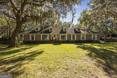 110 New Hammock Cir, Saint Marys, GA 31558