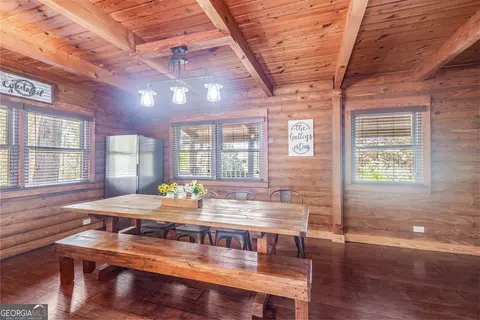 Dining - 1820 Salem Rd, Lagrange, GA 30241 photo 3 of 3
