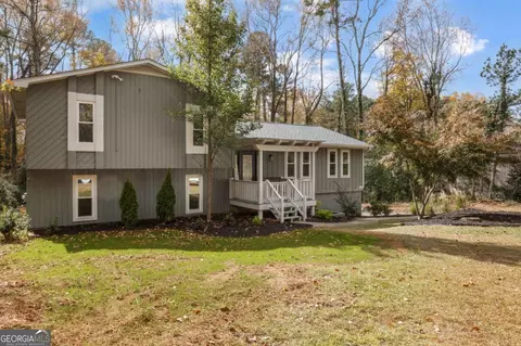 2919 Manitoba Ln, Marietta, GA 30062