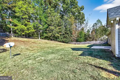 Exterior - 220 Windpher Rdg, Hampton, GA 30228 photo 5 of 8