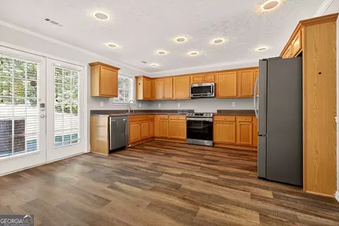 Kitchen - 220 Windpher Rdg, Hampton, GA 30228 photo 1 of 2
