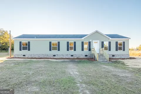 796 Lud Oquinn Rd, Odum, GA 31555