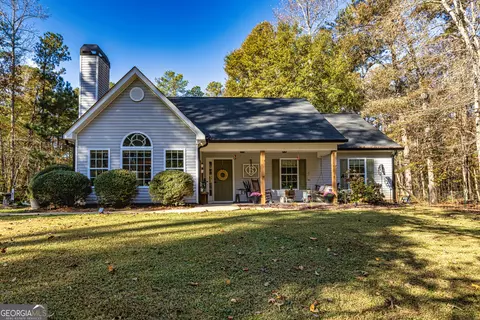 84 Pierce Chapel Rd, Newnan, GA 30263