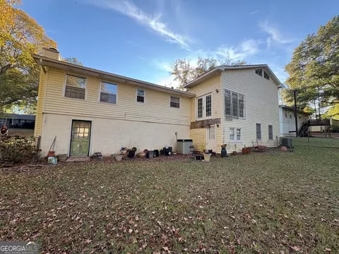 210 Hearthstone Dr, Lagrange, GA 30241 photo 4