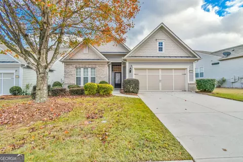 6407 Autumn Crest Ln, Hoschton, GA 30548