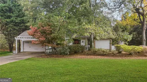 355 Heritage Ln, Alpharetta, GA 30009