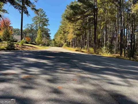 1061 Oakmont Ct, Greensboro, GA 30642