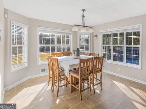 Dining - 1815 Rocky Creek Rd, Hampton, GA 30228 photo 3 of 4