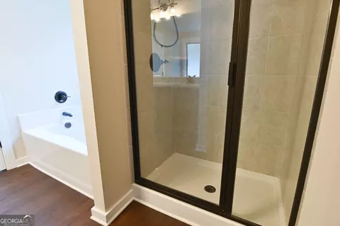 Bath - 330 Eagles Pkwy, Covington, GA 30014 photo 3 of 4