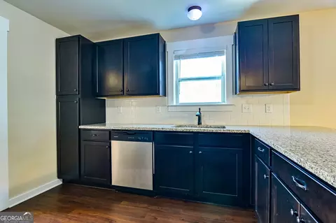 Kitchen - 330 Eagles Pkwy, Covington, GA 30014 photo 3 of 3
