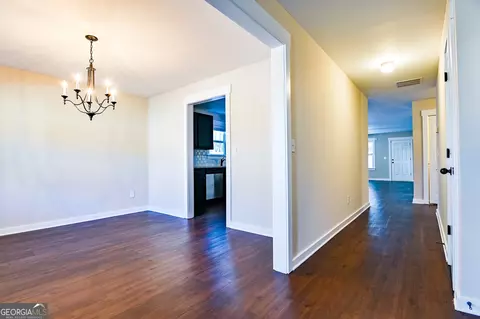 Entry Way - 330 Eagles Pkwy, Covington, GA 30014 photo 2 of 5